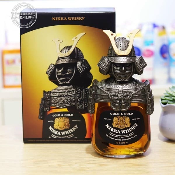 https://www.hangngoainhap.com.vn/cdn3/images/ruou-whisky-nhat-nao-ngon-10-ruou-whisky-ngon-nhat-the-gioi8.jpg