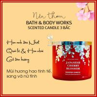 Nến thơm Bath & Body Works Scented Candle 3 bấc 411g